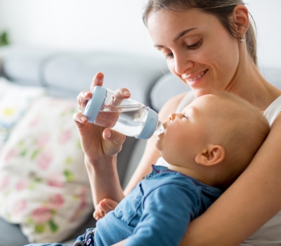 What age can babies start drinking water?